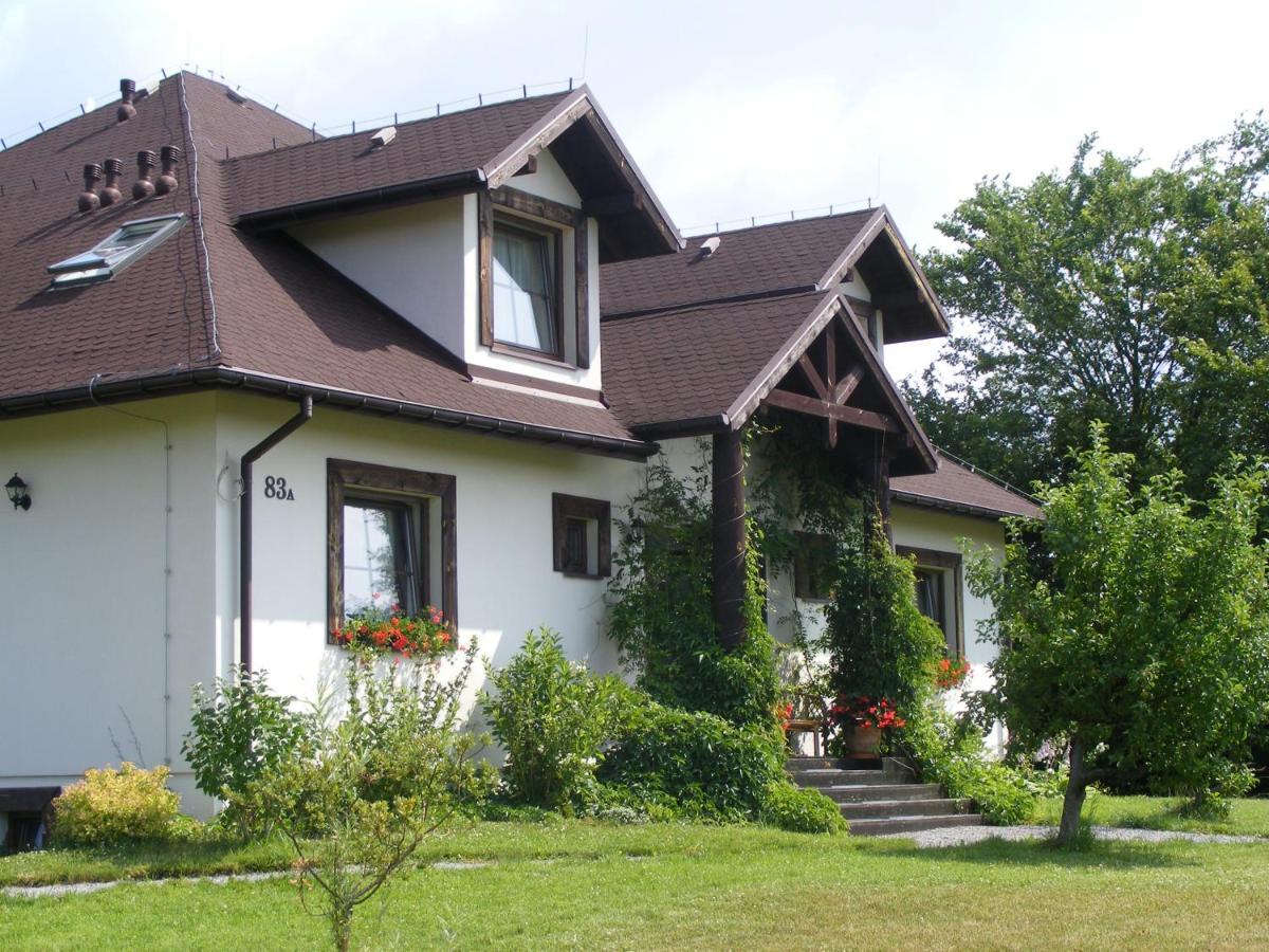 Dworek Lachowicze Grzegorzewice Bagian luar foto